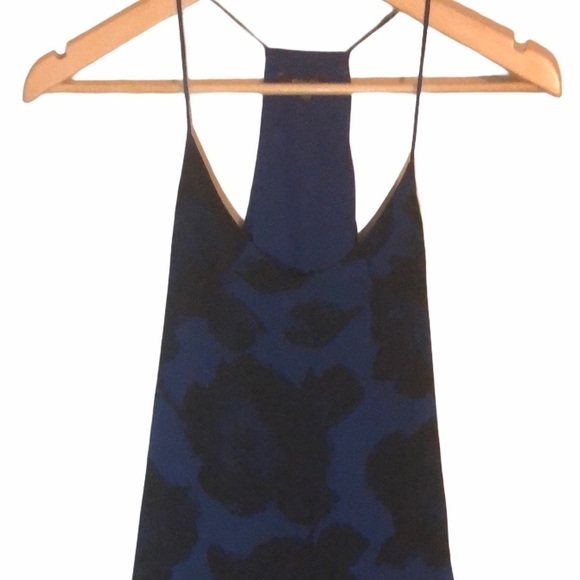 RW & Co Top - Picture 8 of 10